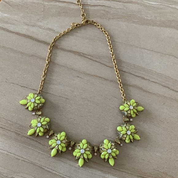 J. CREW Lime Green Beads/Rhinestone Statement Necklace - Picture 11 of 12